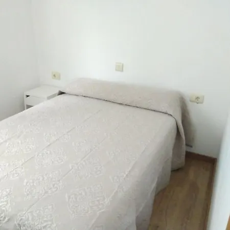 Holiday home Adosado A Pie De Playa A Coruna